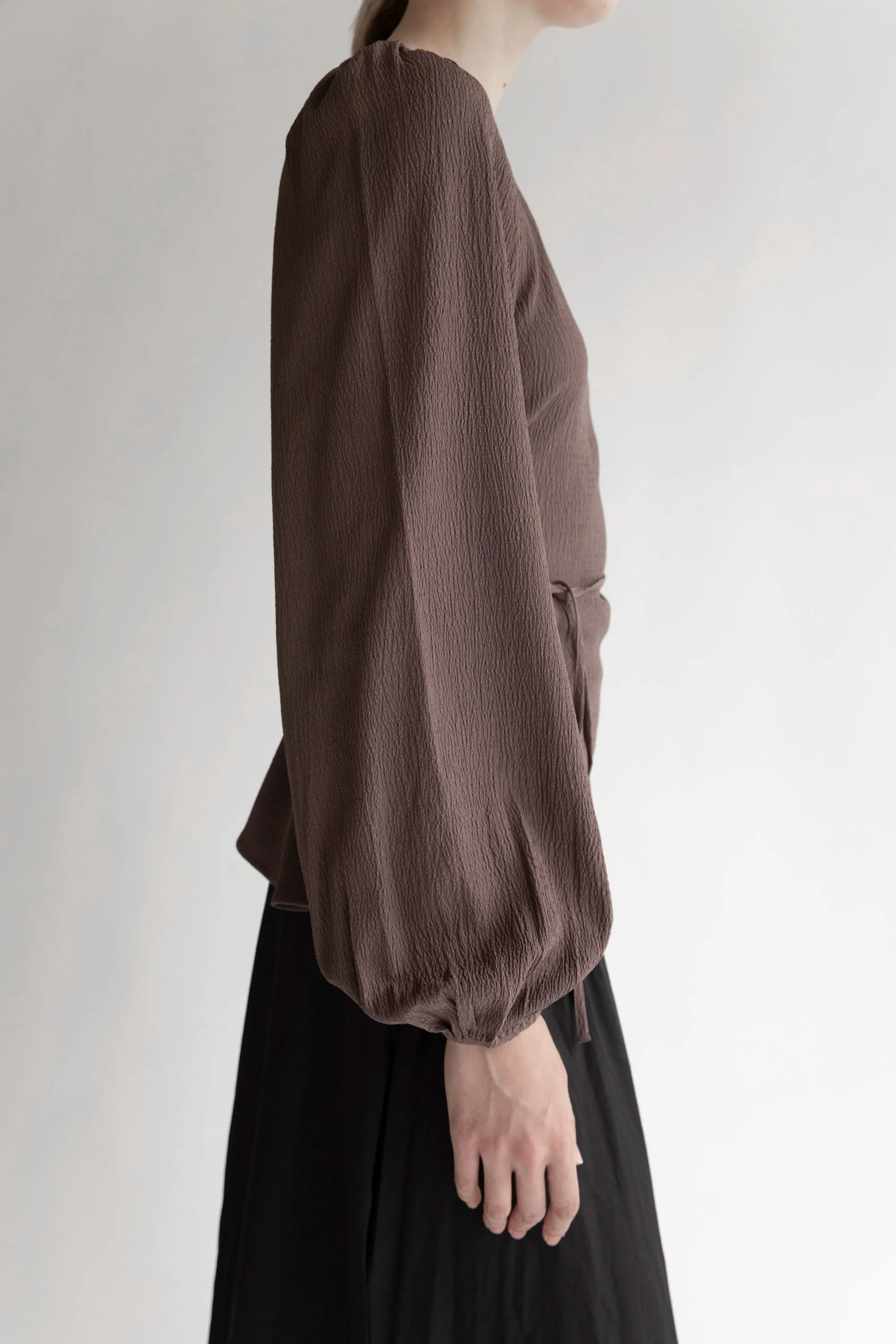 BALLOON SLEEVE TOP