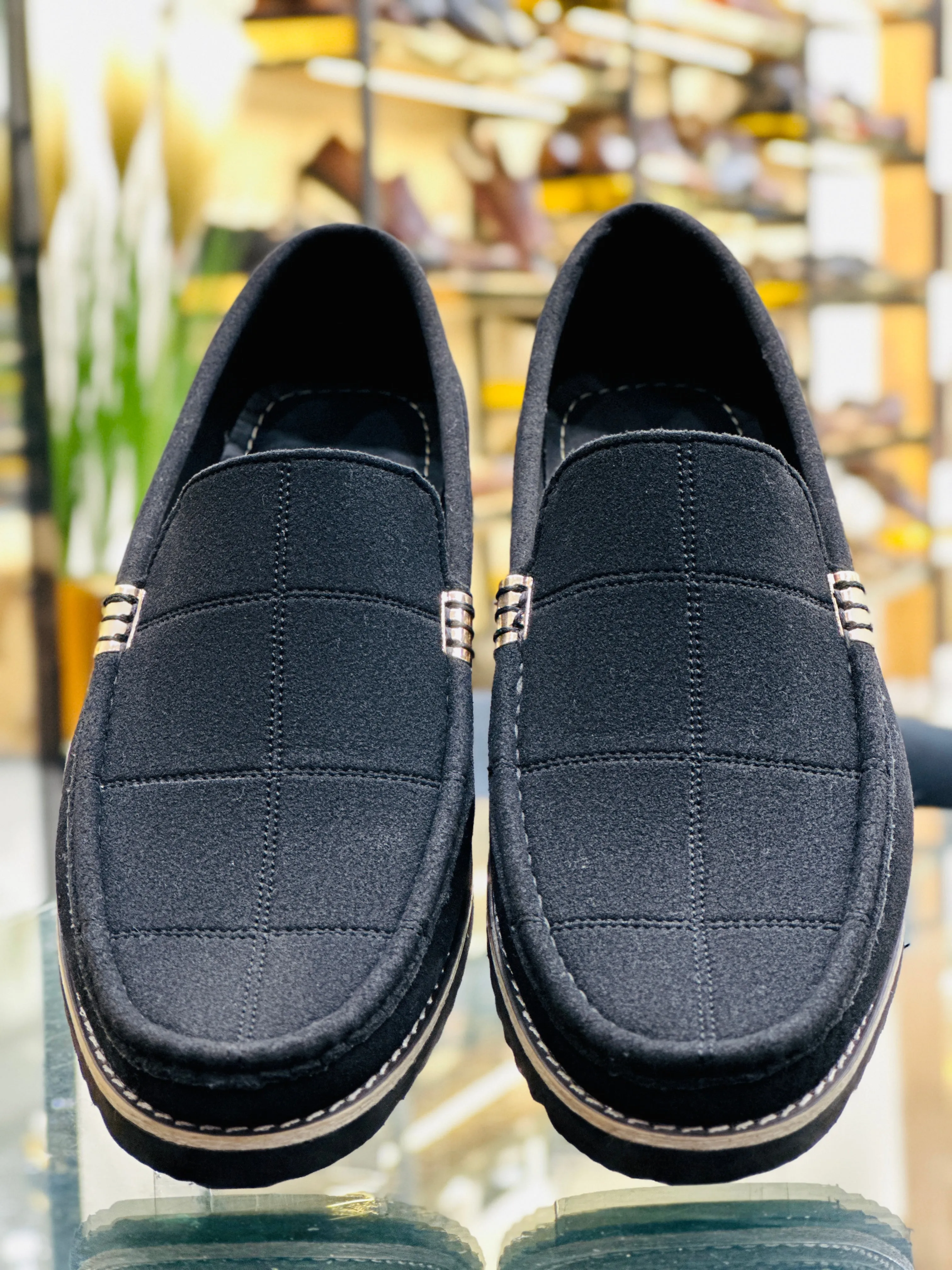 BLACK CHUNKY LOAFERS