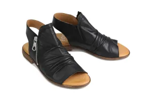 EOS Kami Sandals Black