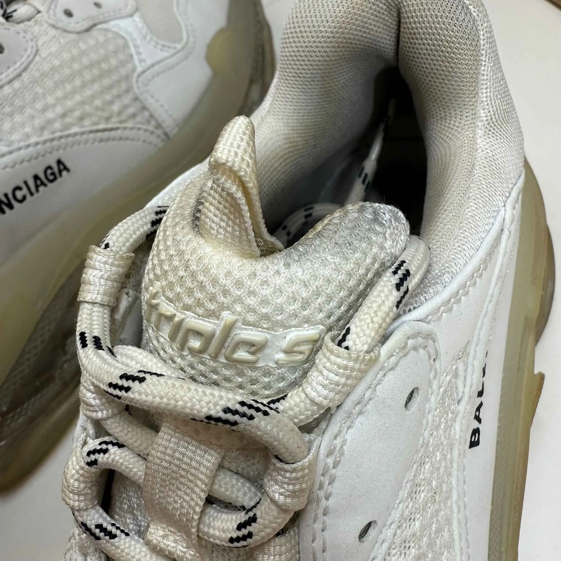 Men's Tripe S Low Trainers White Size EU 40 / UK 6