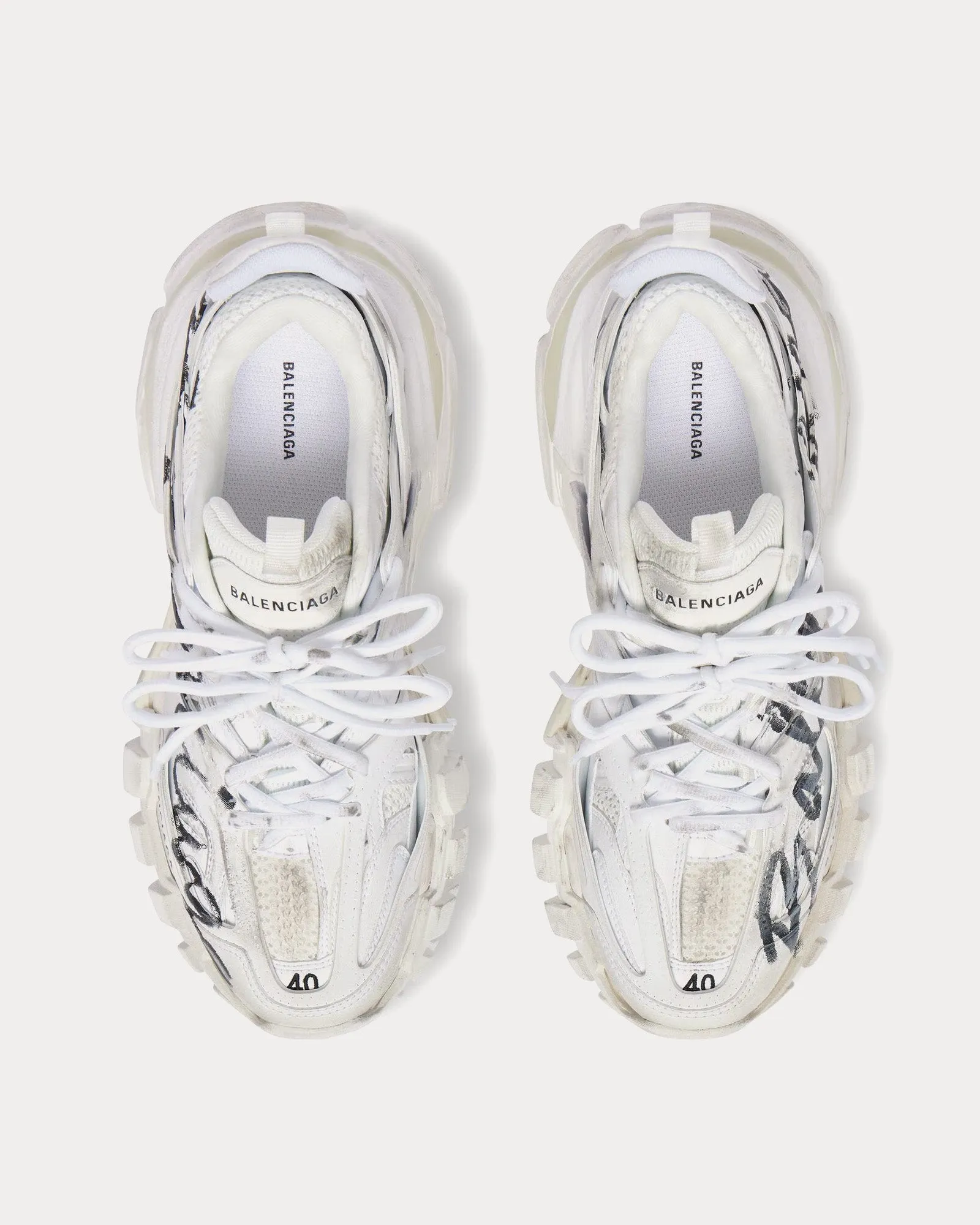 Track Signature White / Black Low Top Sneakers