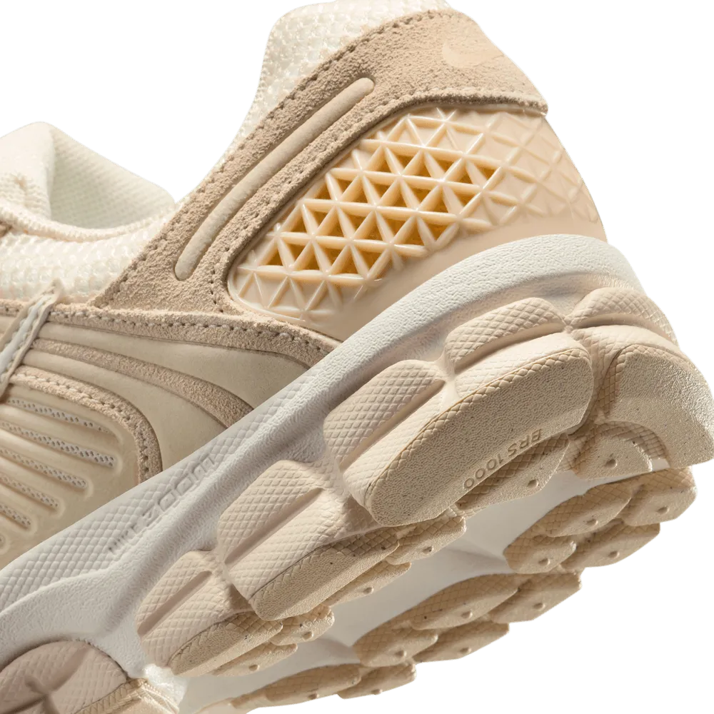 W Air Zoom Vomero 5 'Beach'