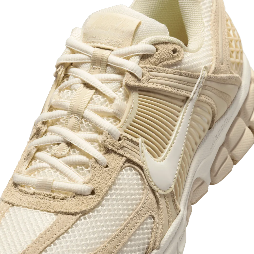 W Air Zoom Vomero 5 'Beach'